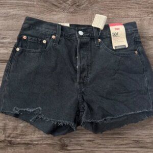 NWT’s Levi’s 501 black denim Jean shorts size 28